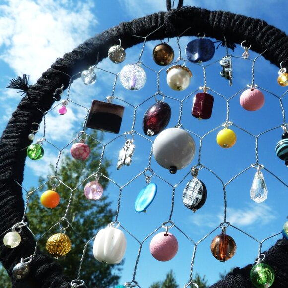 No. 4 Handmade beaded chicken cage - Picture 4 of 4